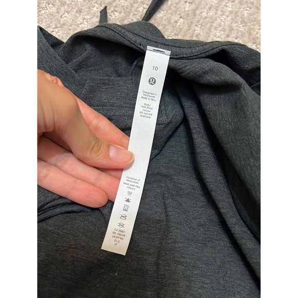 Lululemon shirt - Picture 4 of 5